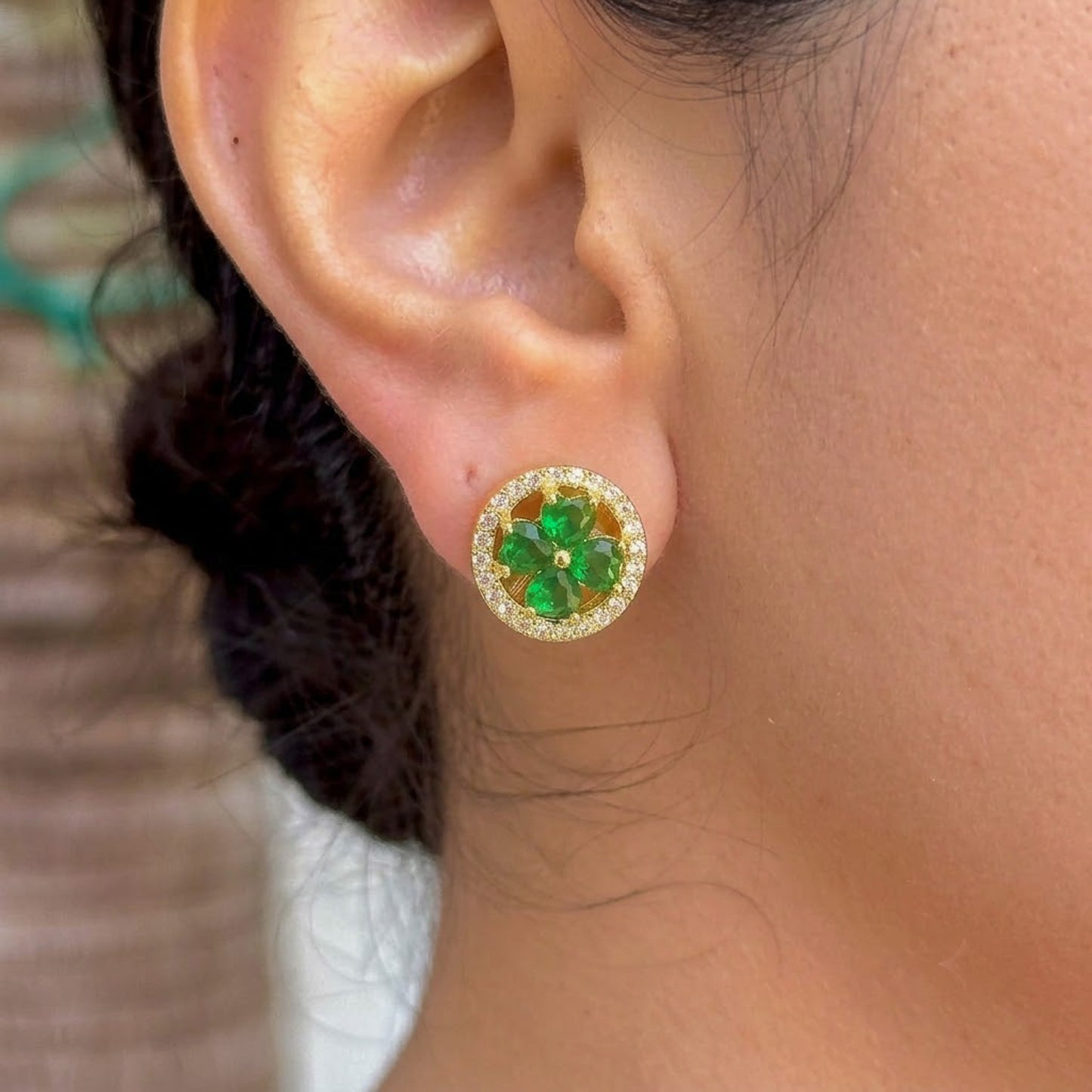 Aretes Chapa de Oro 8902-331
