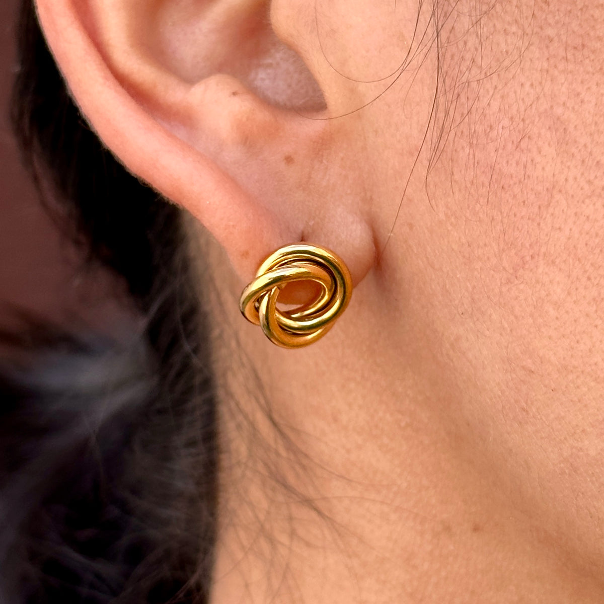 Aretes Argolla Nudo Dorada Acero Inox 8279-47