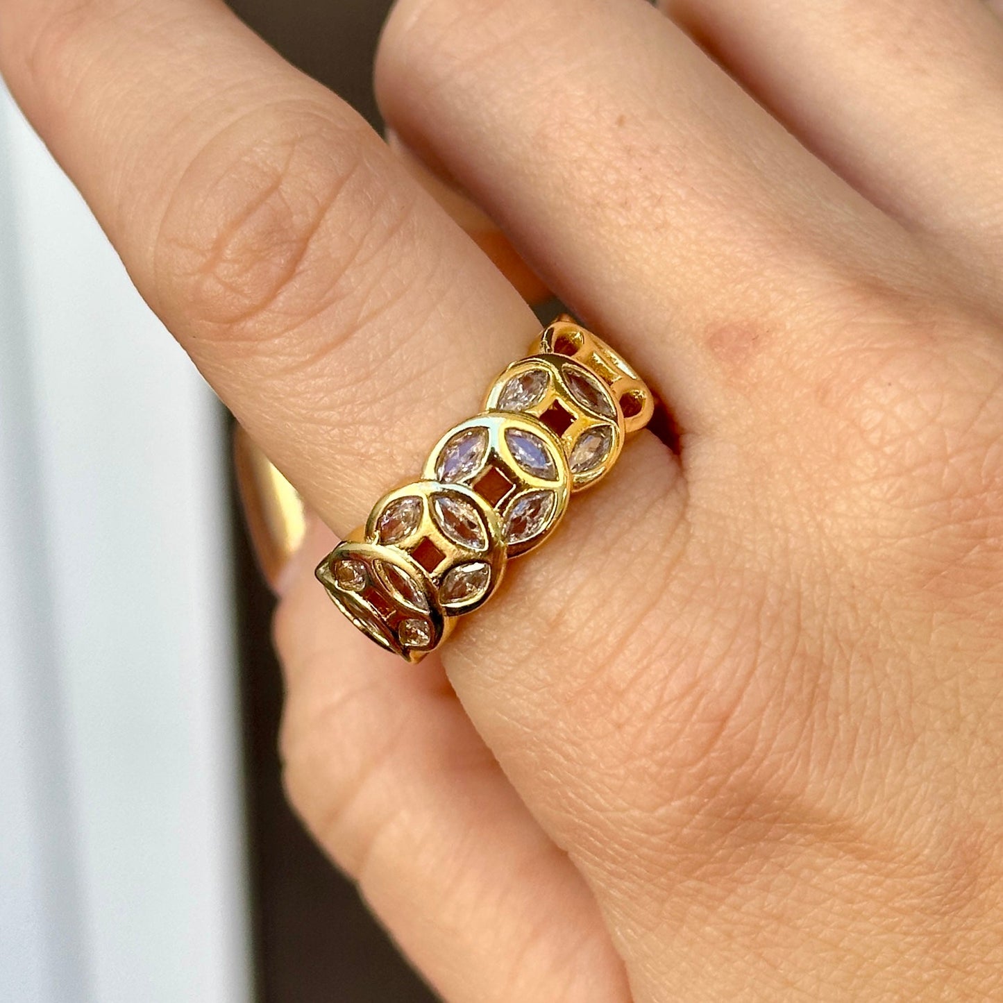 Anillo Chapa de Oro 8902-23