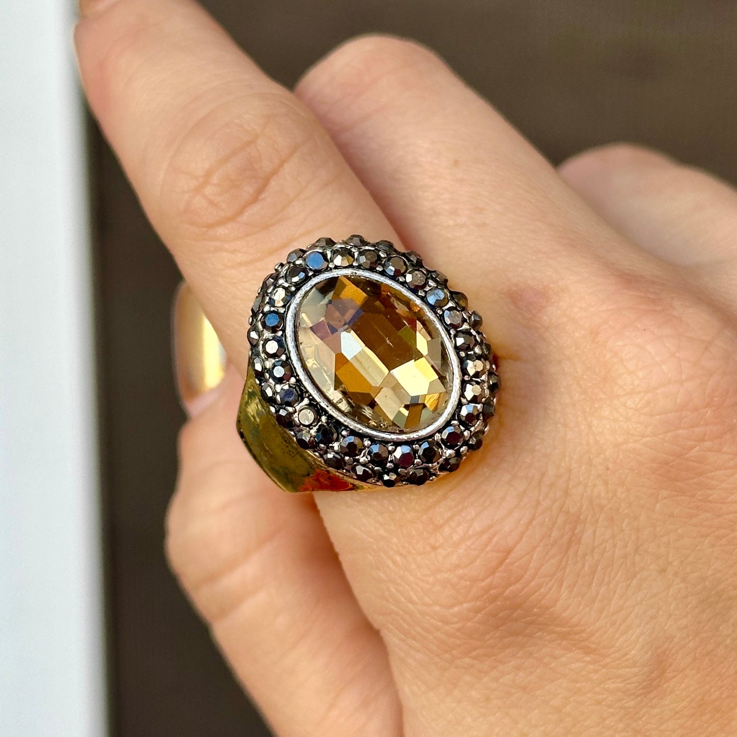 Anillo Chapa de Oro 8902-46