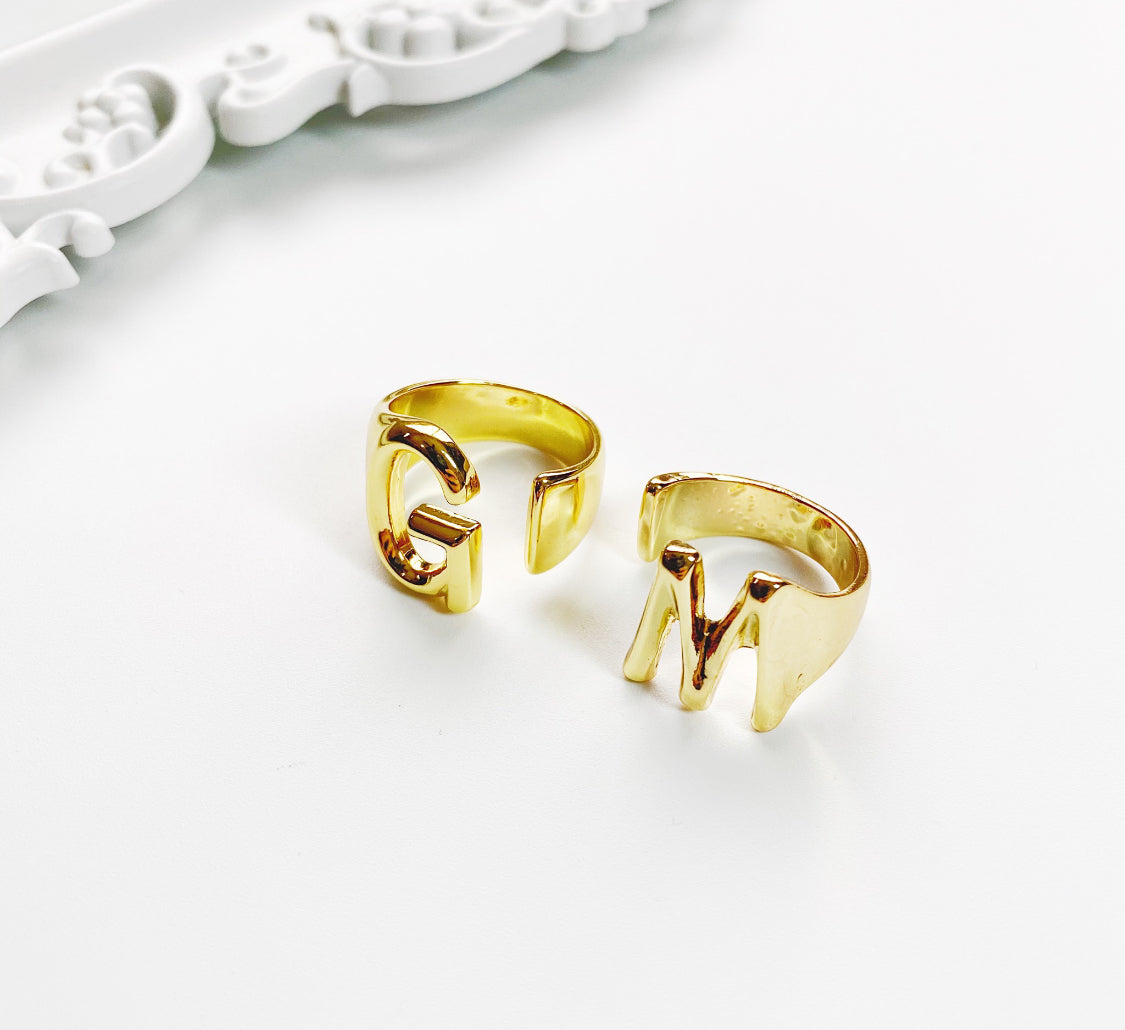 Anillo de Inicial Chapa de Oro, Ajustable CH1002-194
