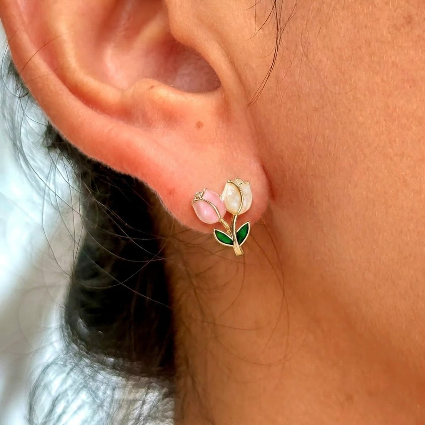 Aretes Tulipan Esmalte Chapa 18K 0174-29