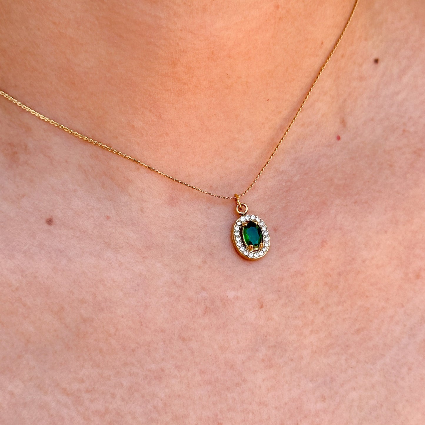 Collar Oval Verde Acero Inox 8096-34