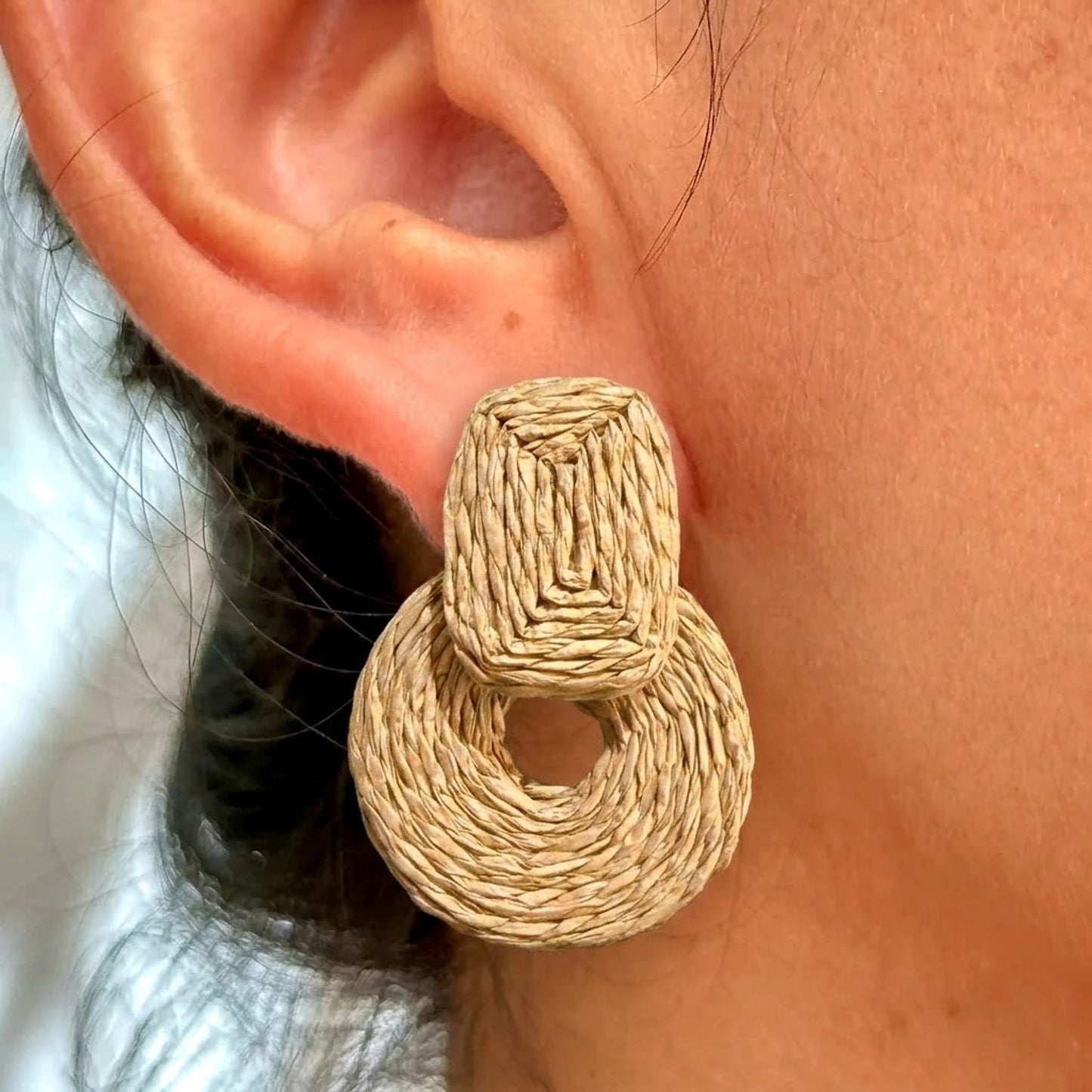 Aretes Semicirculo Arcoiris Rafia 8279-104