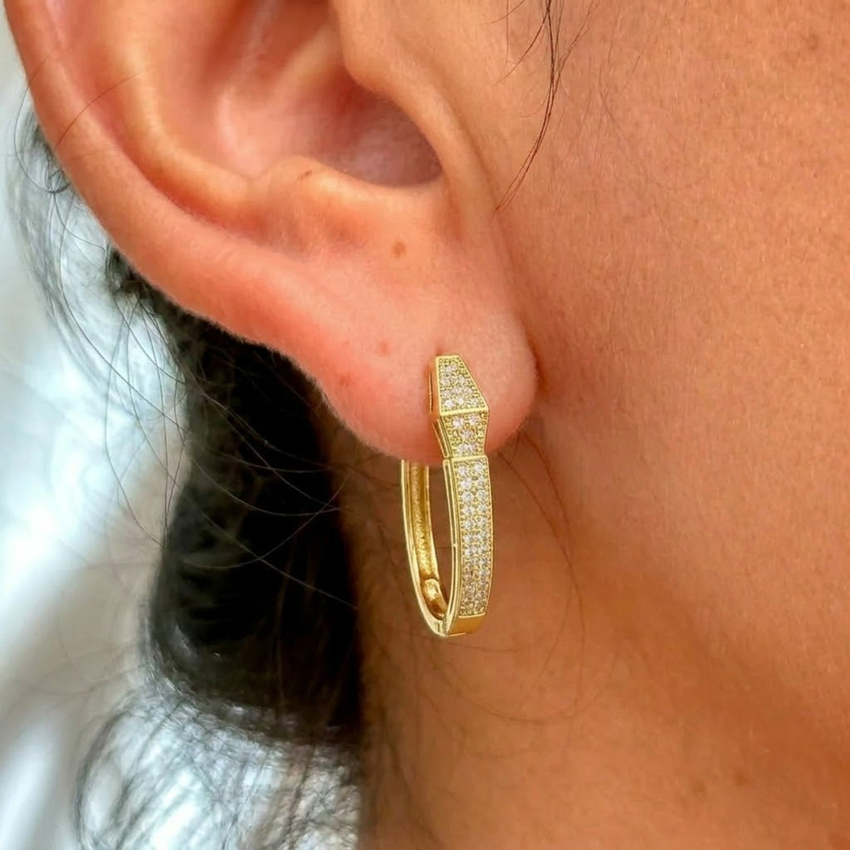 Aretes Argolla Zirconia Chapa 18K 8279-84